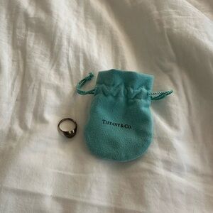 Tiffany & Co. Return to Tiffany Ring